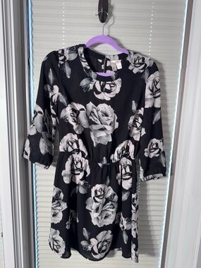 Forever 21 Black and White Floral Dress